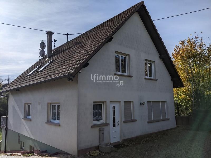 Maison - 180 m² - 8 pièces