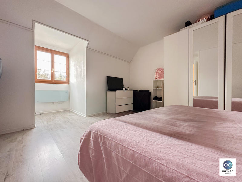 Maison - 147 m² - 7 pièces