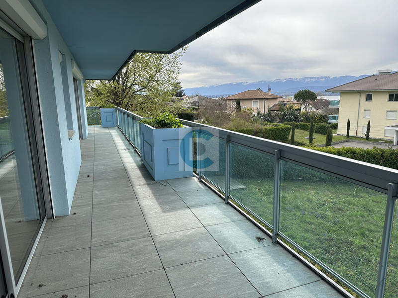 Appartement - 107 m² - 4 pièces