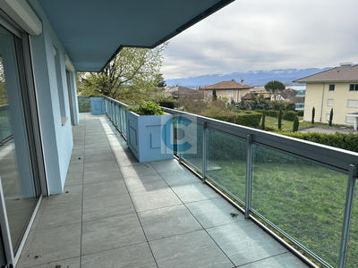 Appartement - 107 m² - 4 pièces