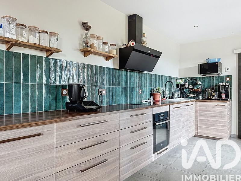 Maison - 137 m² - 6 pièces