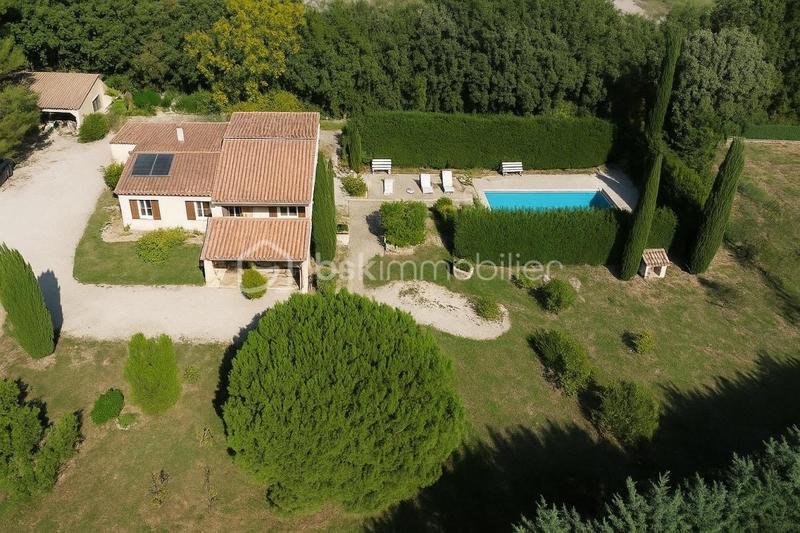 Villa - 155 m² - 6 pièces