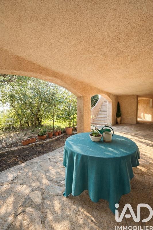 Maison - 185 m² - 5 pièces