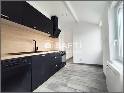 Maison - 60 m² - 5 pièces