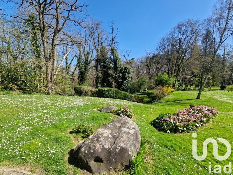 Maison - 251 m² - 10 pièces