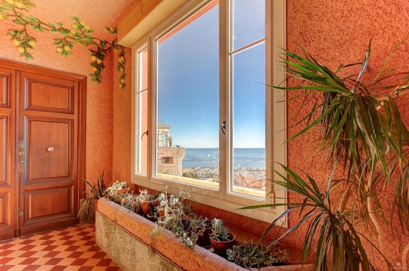 Appartement - 190 m² - 4 pièces