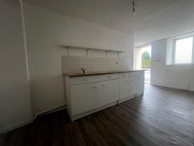 Maison - 60 m² - 4 pièces