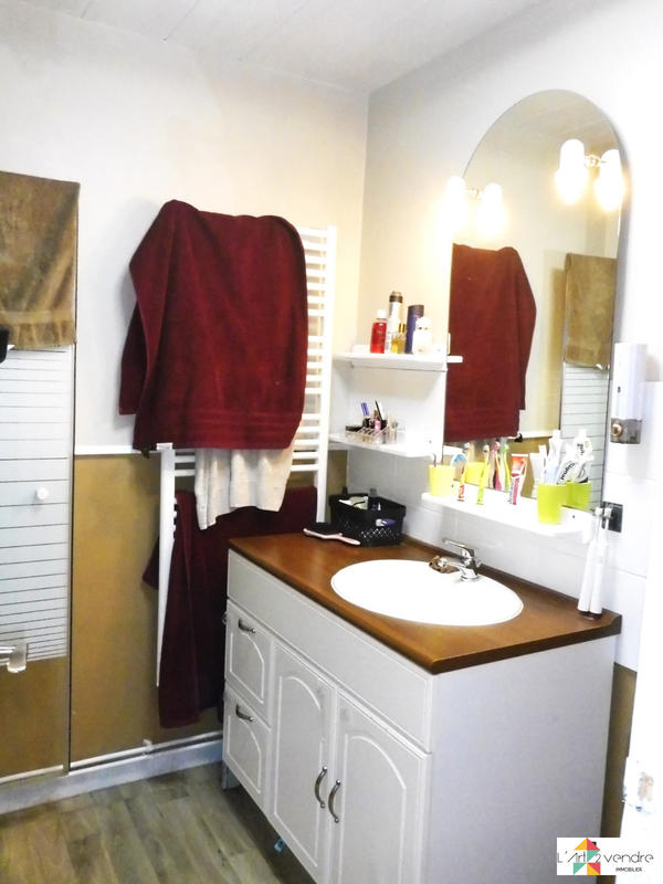 Appartement - 102 m² - 5 pièces