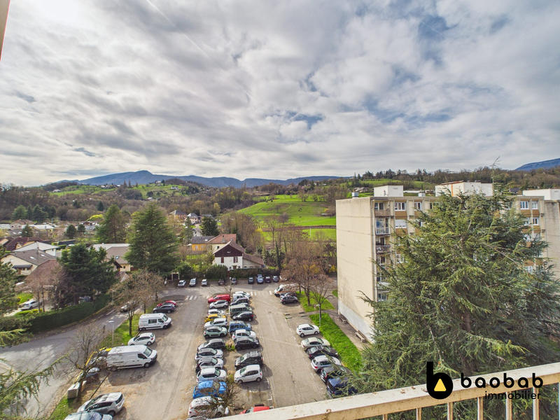 Appartement - 77 m² - 4 pièces