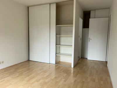Appartement - 111 m² - 4 pièces