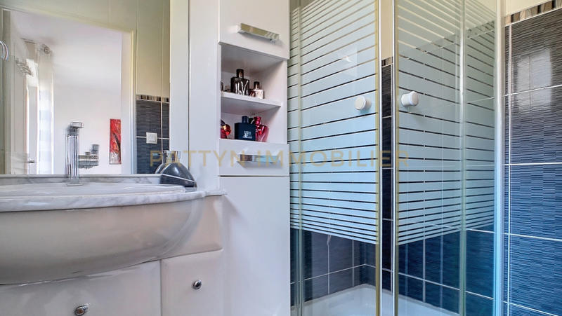 Duplex - 103 m² - 5 pièces