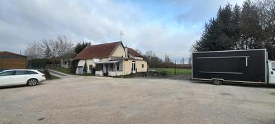 Local commercial - 73 m² - 3 pièces