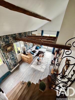 Maison - 158 m² - 8 pièces