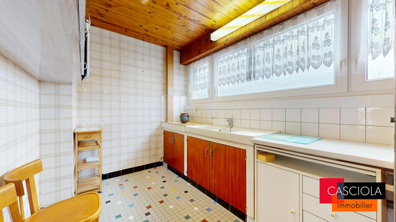 Appartement - 75 m² - 4 pièces