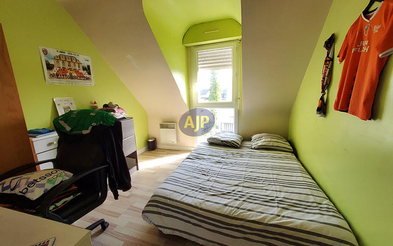 Maison - 88 m² - 6 pièces