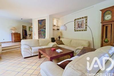 Maison - 290 m² - 7 pièces