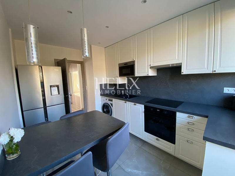 Appartement - 72 m² - 3 pièces