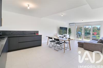 Maison - 96 m² - 4 pièces