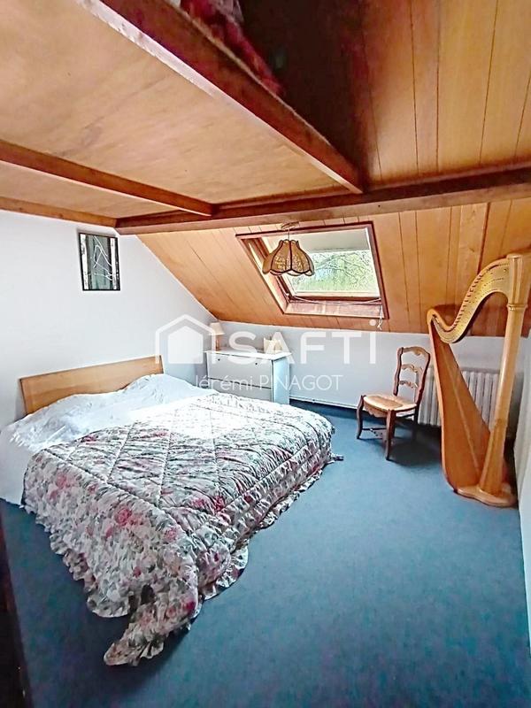 Maison - 200 m² - 5 pièces