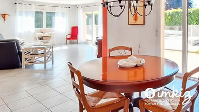 Maison - 190 m² - 8 pièces