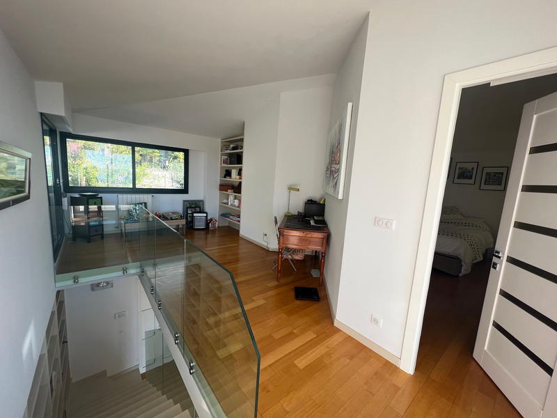 Villa - 208 m² - 6 pièces