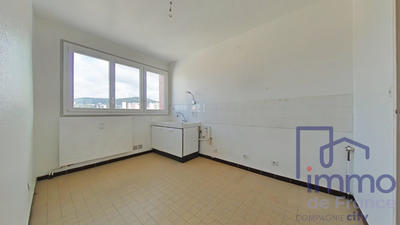 Appartement - 68 m² - 4 pièces