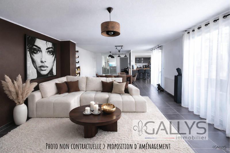 Appartement - 128 m² - 5 pièces