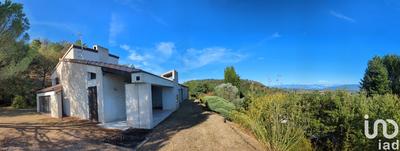 Maison - 311 m² - 7 pièces