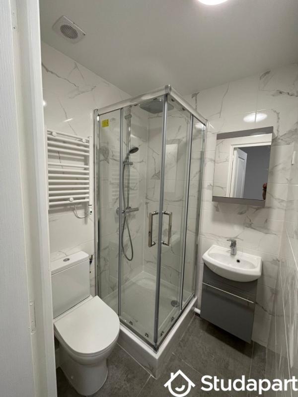 Chambre - 12 m² - 1 pièce