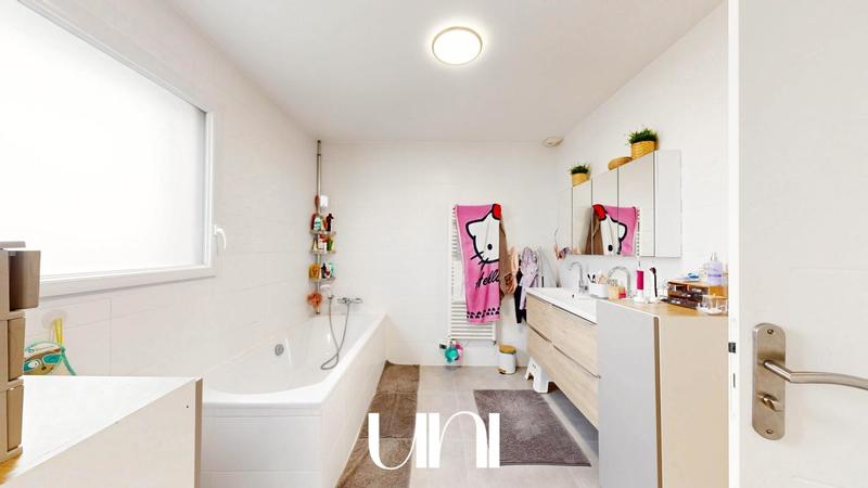 Maison - 141 m² - 5 pièces