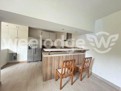 Maison - 100 m² - 6 pièces