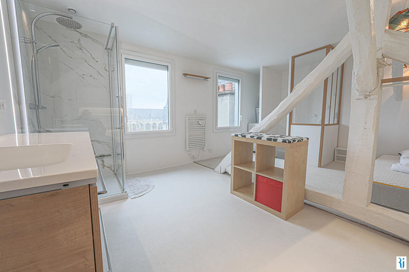 Appartement - 60 m² - 2 pièces