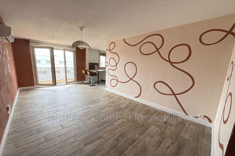 Appartement - 80 m² - 4 pièces