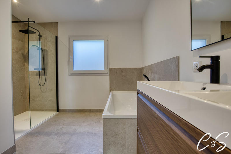 Maison - 113 m² - 5 pièces