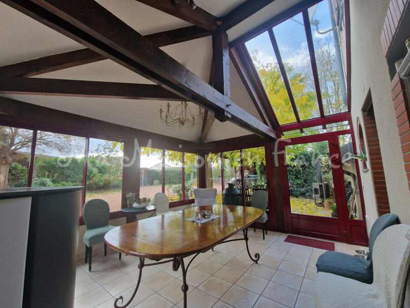 Maison - 240 m² - 1 pièce