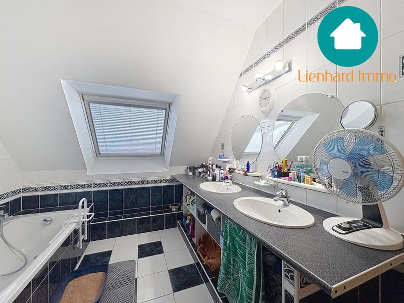 Maison - 122 m² - 5 pièces