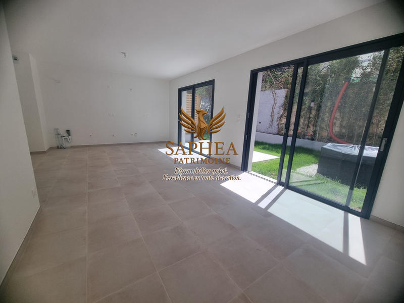 Maison - 76 m² - 3 pièces