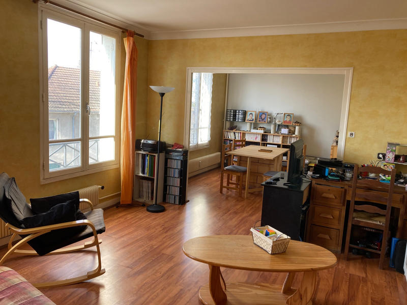 Appartement - 90 m² - 4 pièces