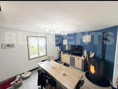 Maison - 101 m² - 5 pièces