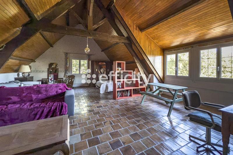 Demeure - 210 m² - 6 pièces