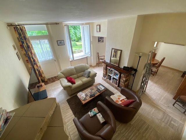 Maison - 195 m² - 7 pièces