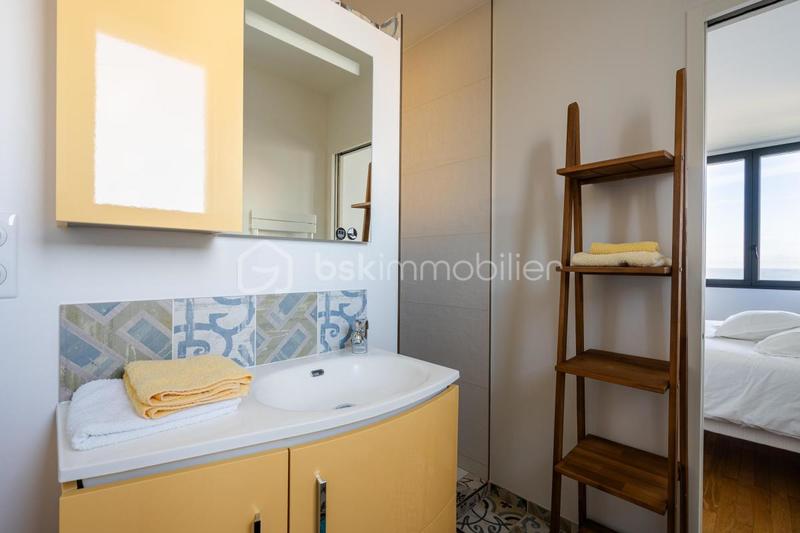 Demeure - 195 m² - 7 pièces