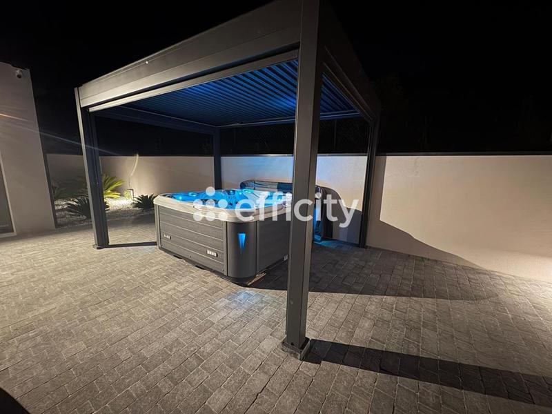 Villa - 130 m² - 4 pièces