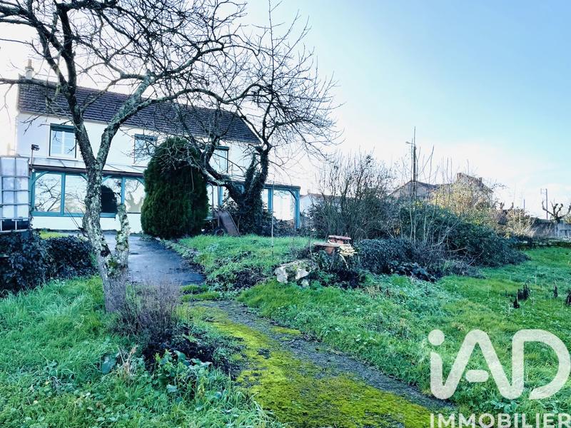 Maison - 180 m² - 8 pièces