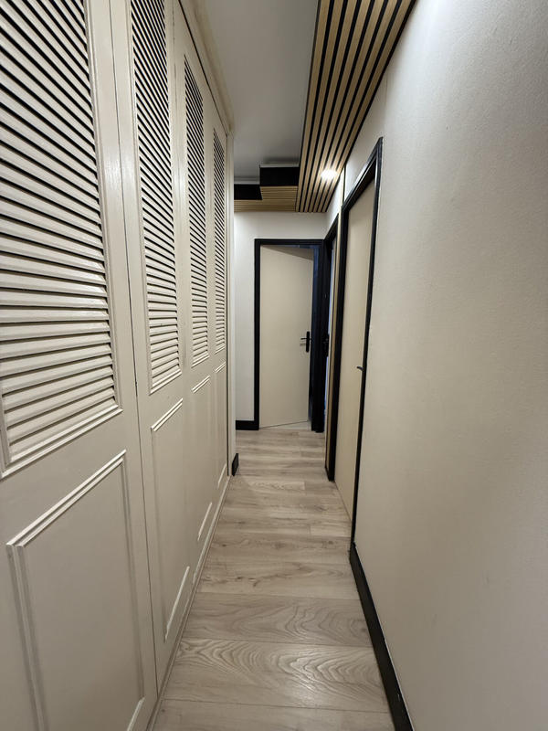 Appartement - 84 m² - 5 pièces