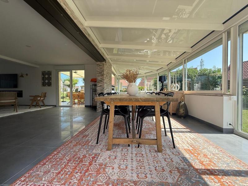 Maison - 189 m² - 7 pièces