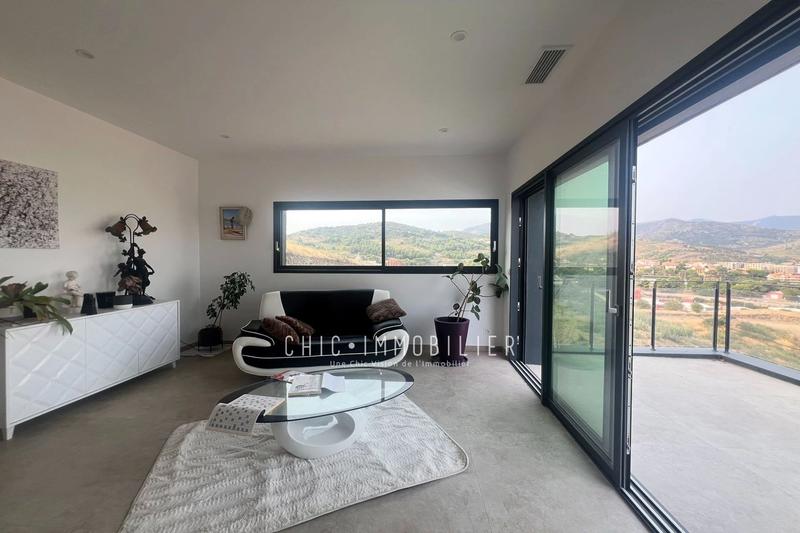 Propriété - 213 m² - 4 pièces