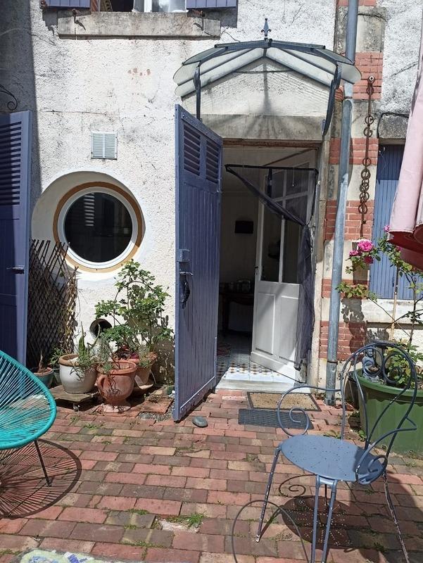 Maison - 180 m² - 5 pièces