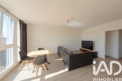 Appartement - 80 m² - 4 pièces