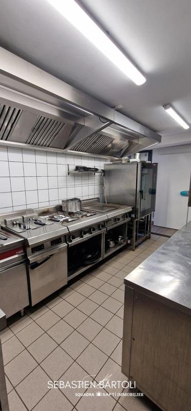 Local commercial - 135 m²